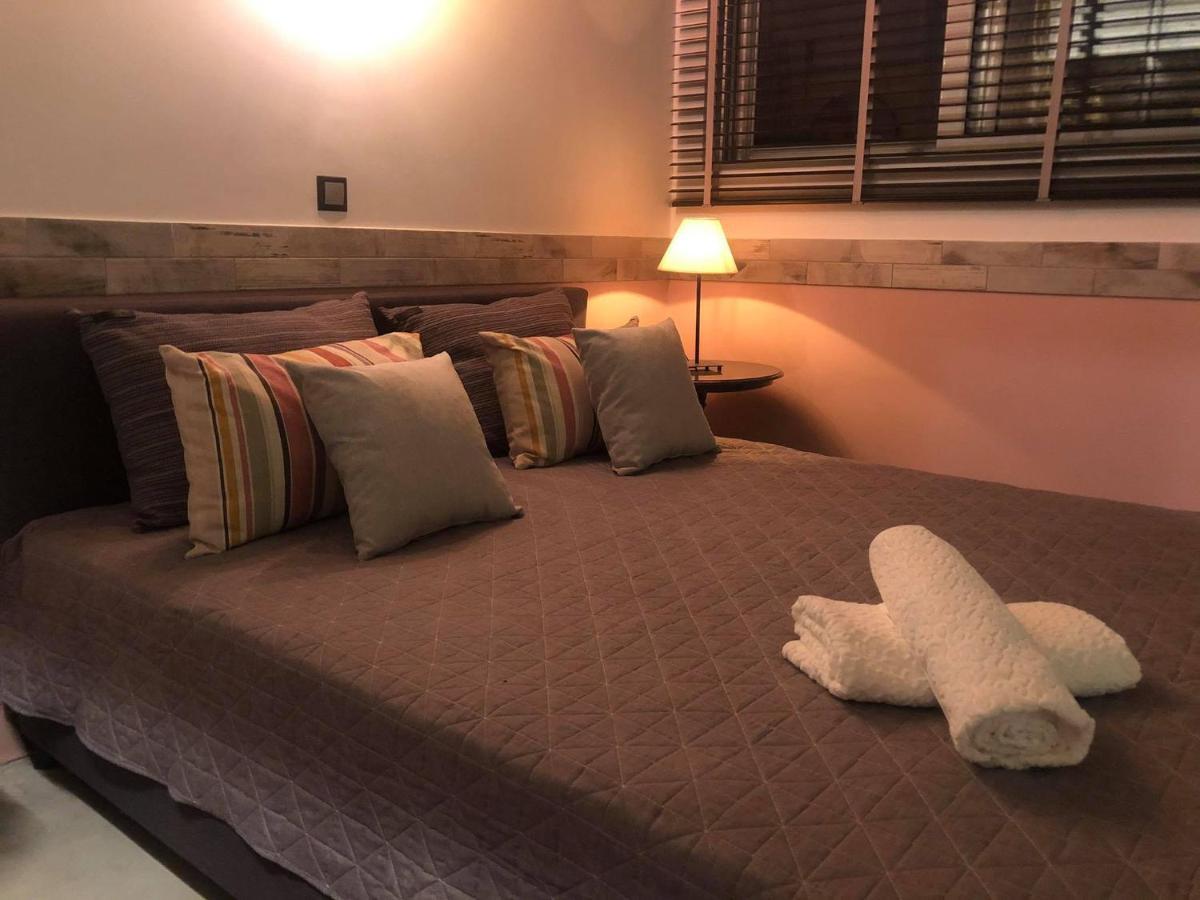 Amazing Semi-Basement Art Apartment Easy Walk To Nafplio Centre Exterior foto
